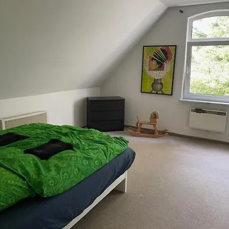 Apartment Haus Mit Blick Ins Trebeltal *